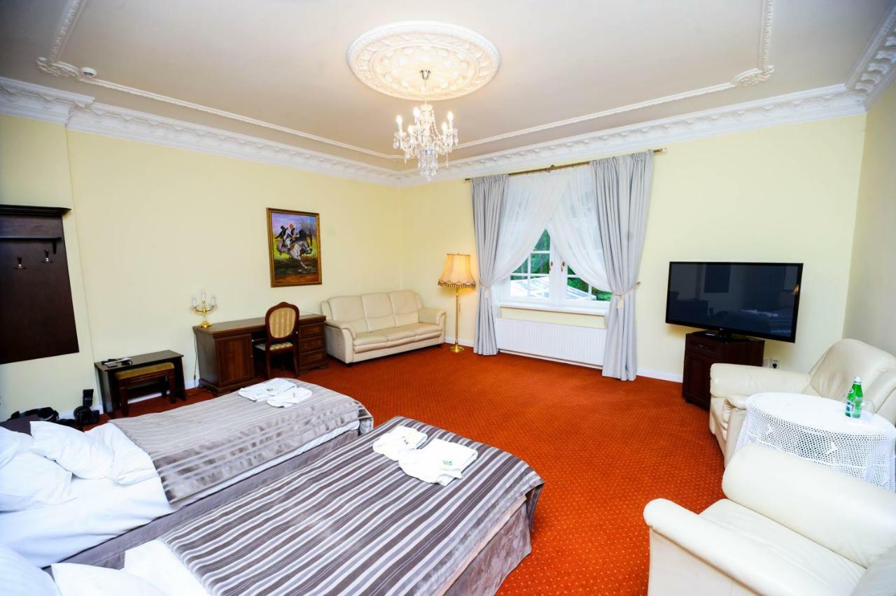 Hotel Dwor Sójki Εξωτερικό φωτογραφία