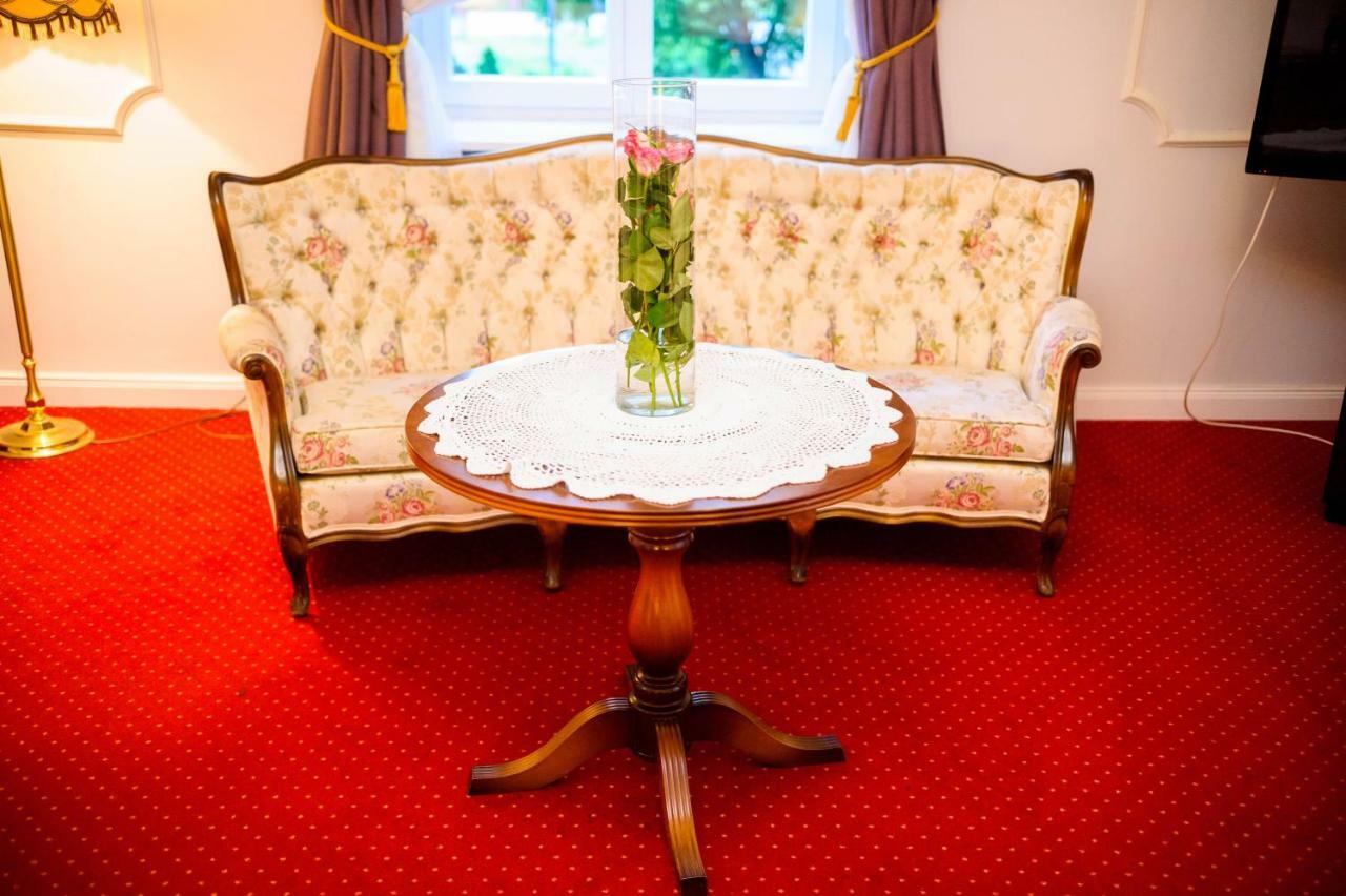 Hotel Dwor Sójki Εξωτερικό φωτογραφία