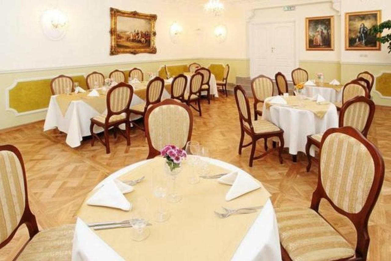 Hotel Dwor Sójki Εξωτερικό φωτογραφία