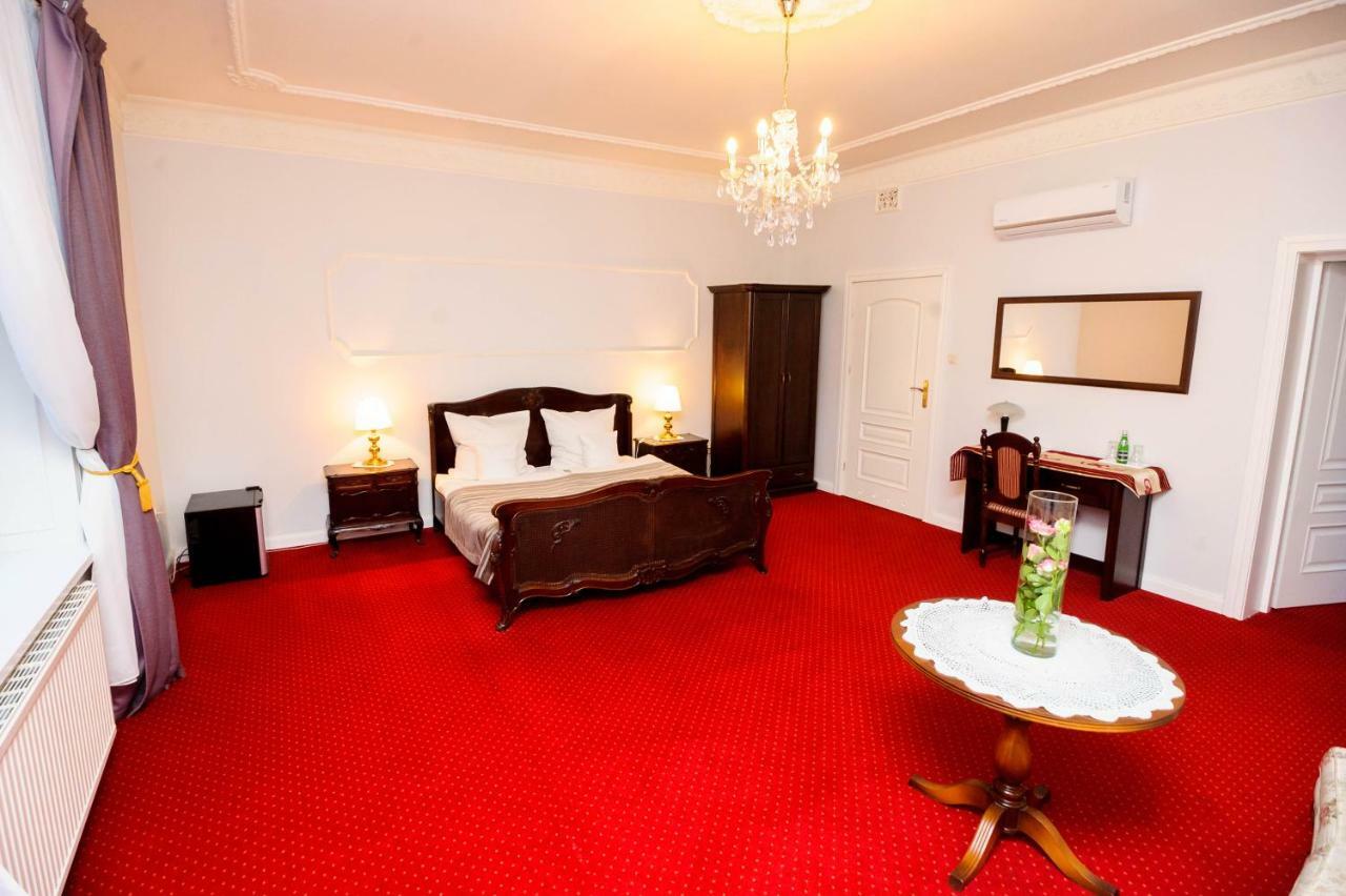 Hotel Dwor Sójki Εξωτερικό φωτογραφία
