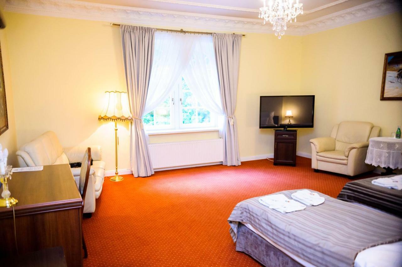Hotel Dwor Sójki Εξωτερικό φωτογραφία