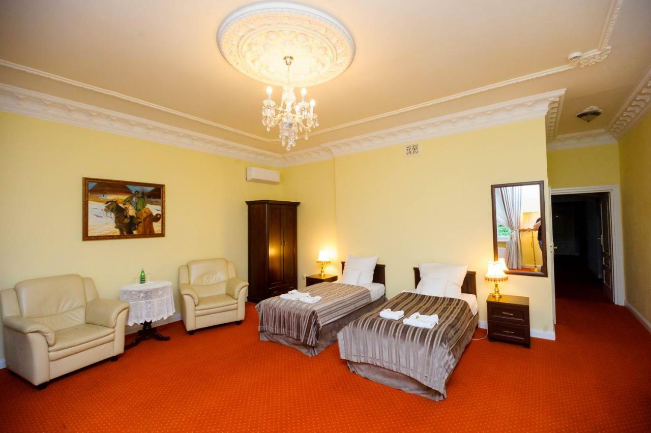Hotel Dwor Sójki Εξωτερικό φωτογραφία