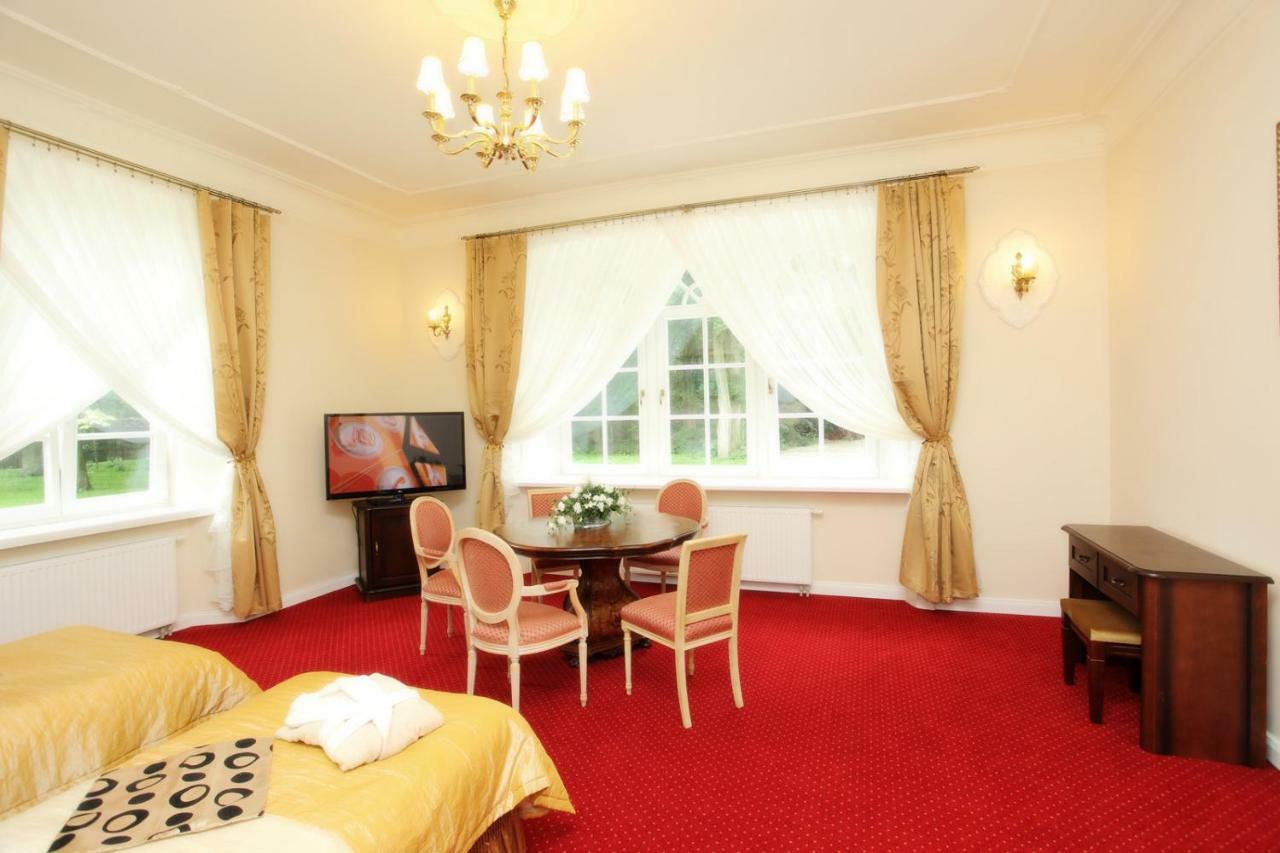 Hotel Dwor Sójki Εξωτερικό φωτογραφία